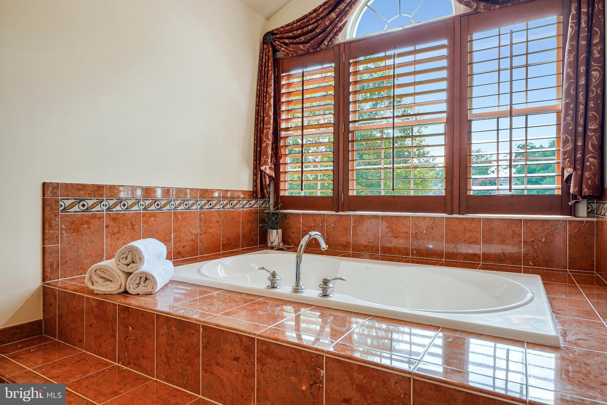 TYSONS CORNER - Residential