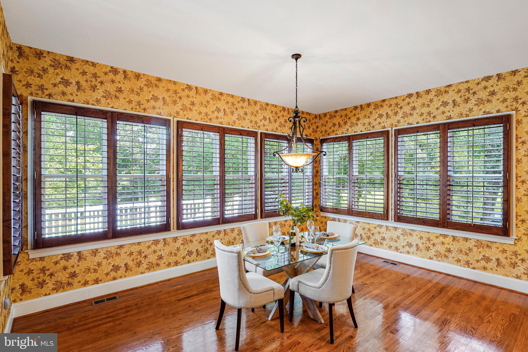 TYSONS CORNER - Residential