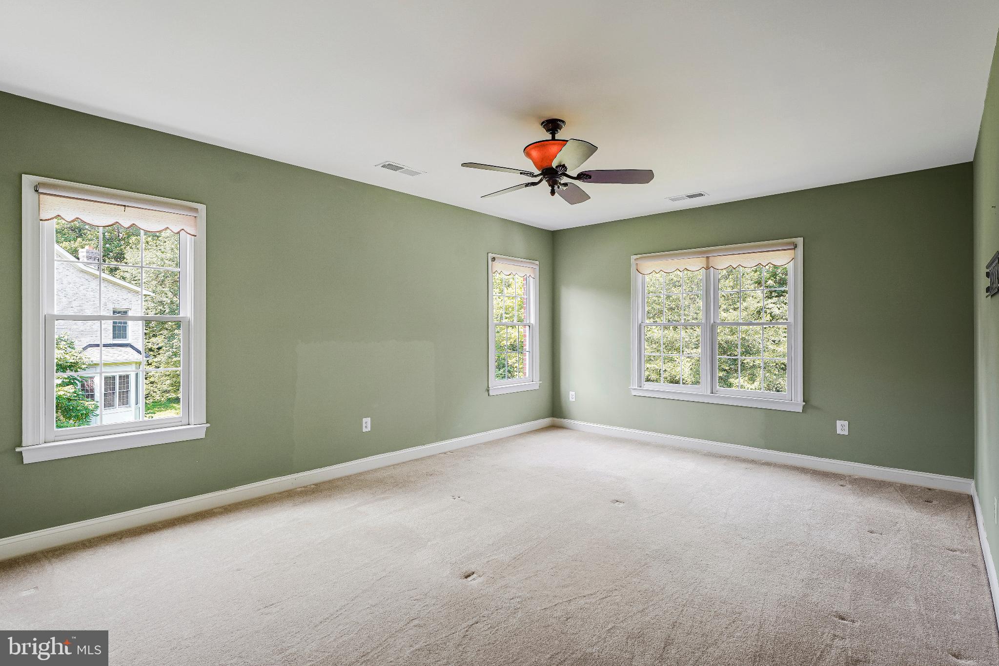 TYSONS CORNER - Residential