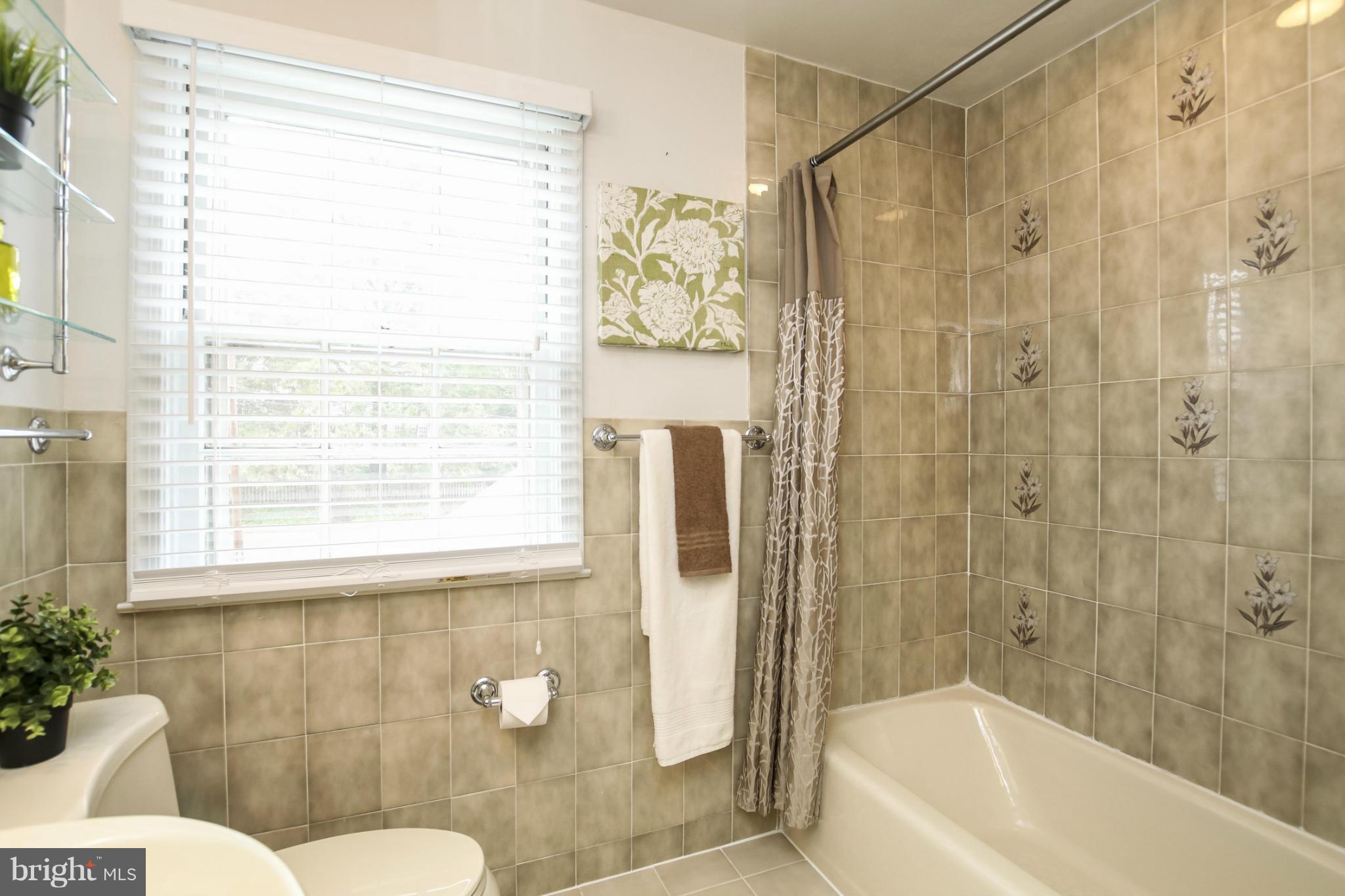 GREATER HOMELAND HISTORIC DISTRICT - Residential