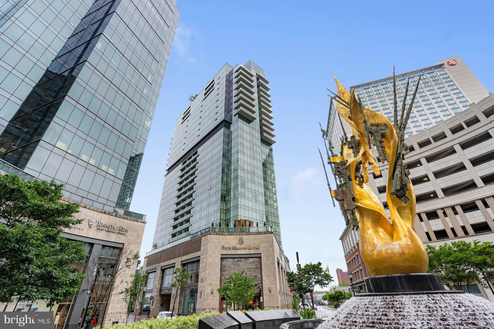 FOUR SEASONS PRIVATE RESIDENCES - Residential Lease