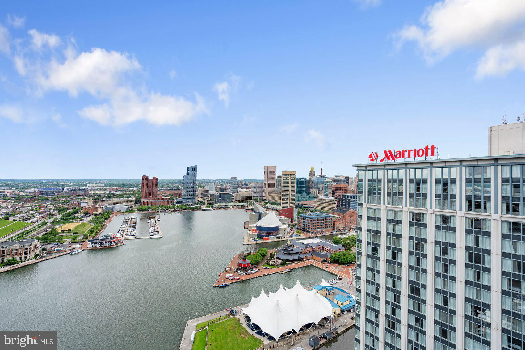 FOUR SEASONS PRIVATE RESIDENCES - Residential Lease