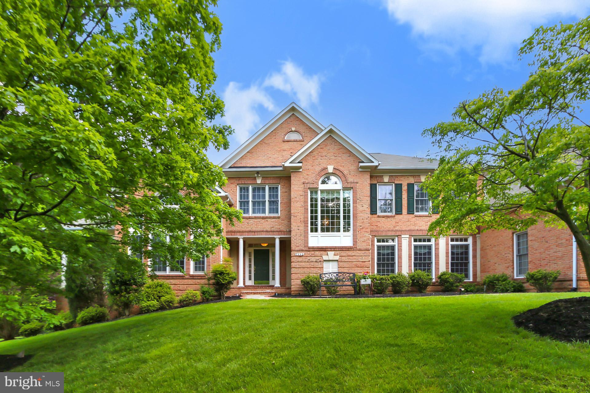 POPES HEAD ESTATES - Residential