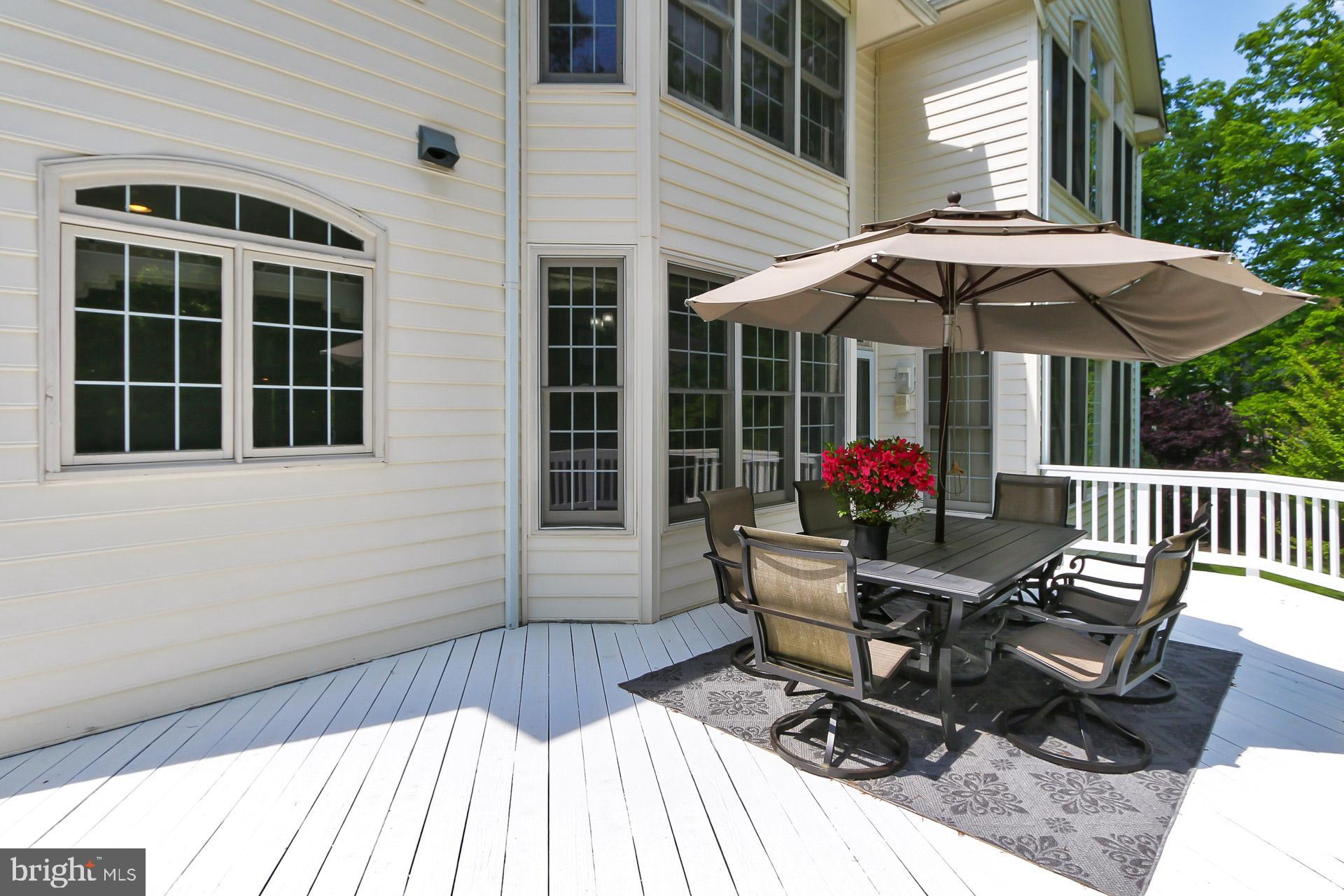 POPES HEAD ESTATES - Residential