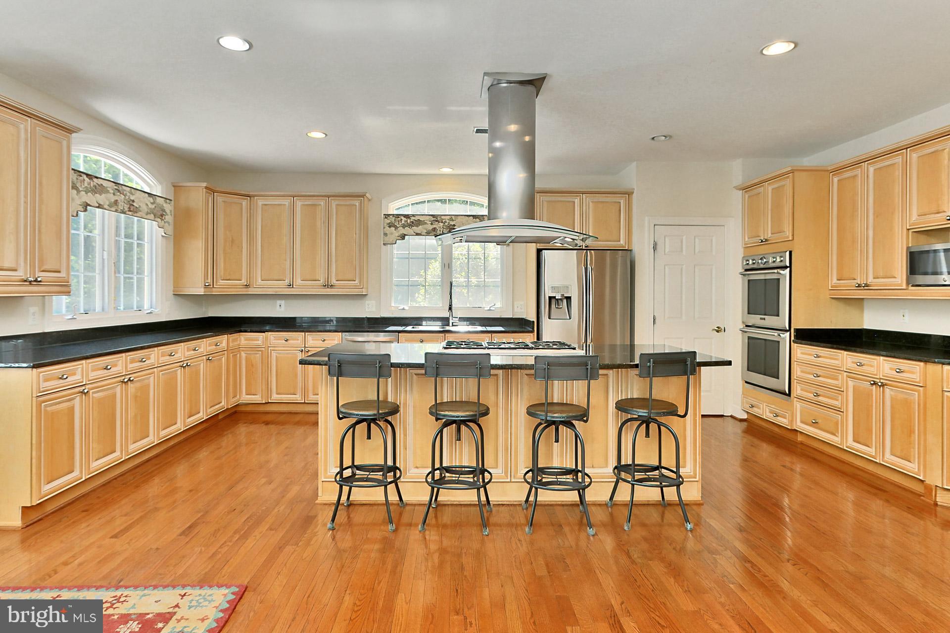 POPES HEAD ESTATES - Residential