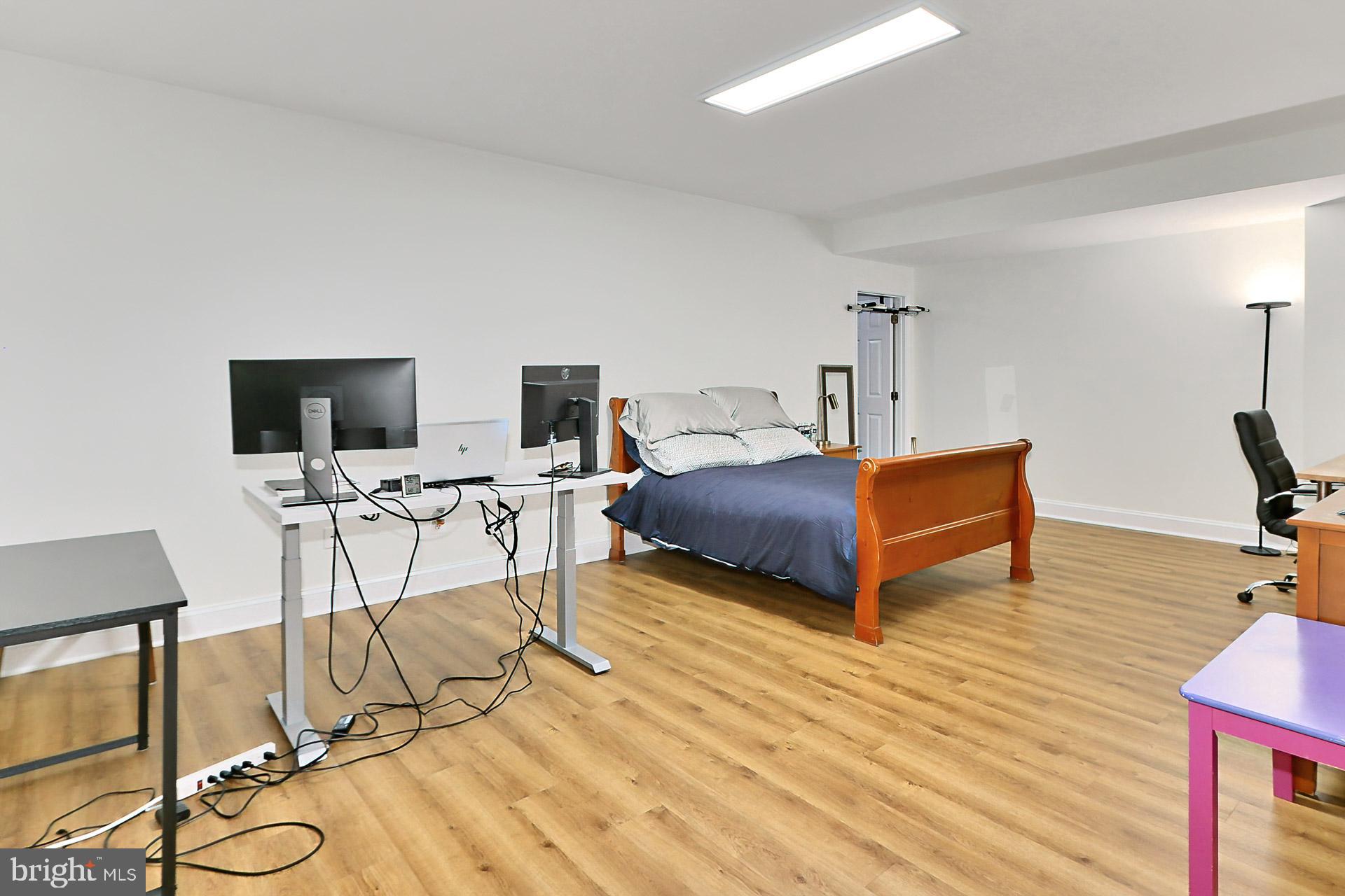 POPES HEAD ESTATES - Residential