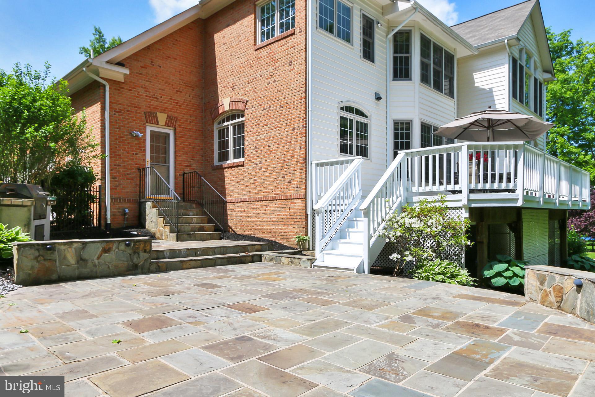 POPES HEAD ESTATES - Residential