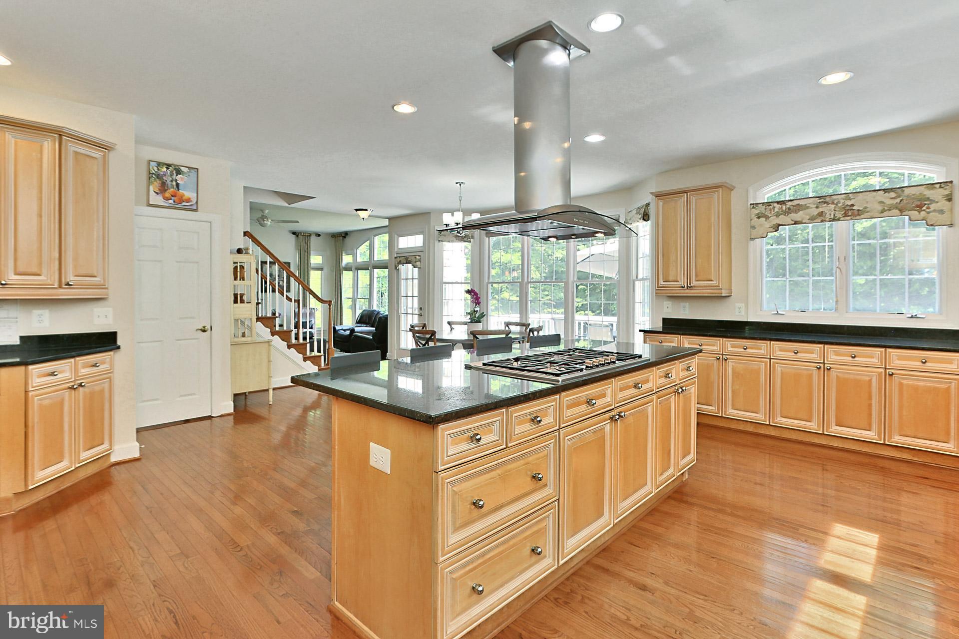 POPES HEAD ESTATES - Residential