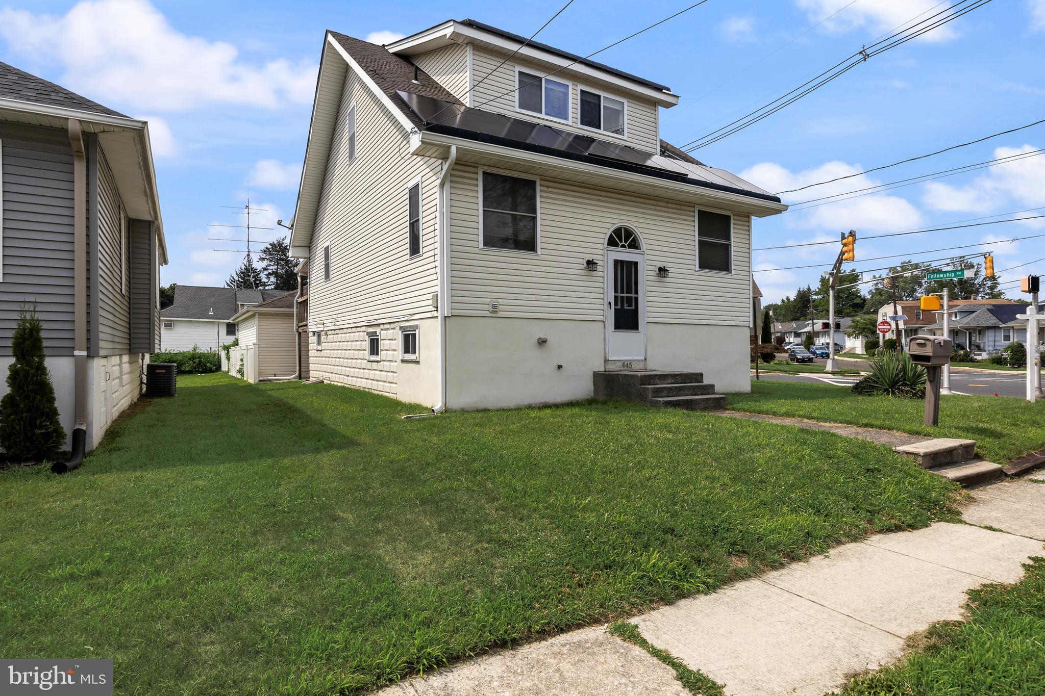 445 E MILL ROAD