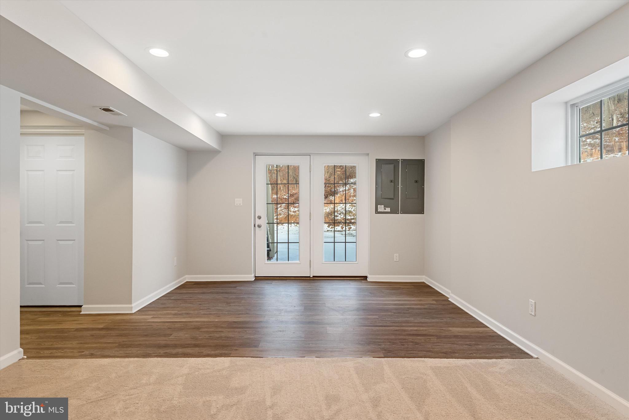 ESTATES AT CLAYTONS REST - Residential