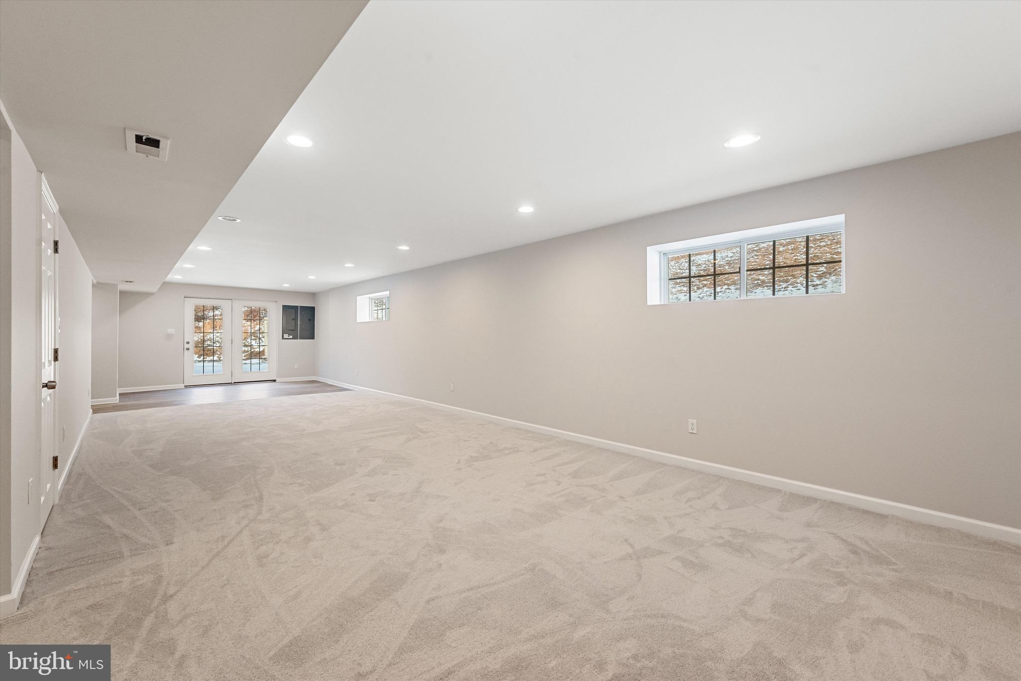 ESTATES AT CLAYTONS REST - Residential