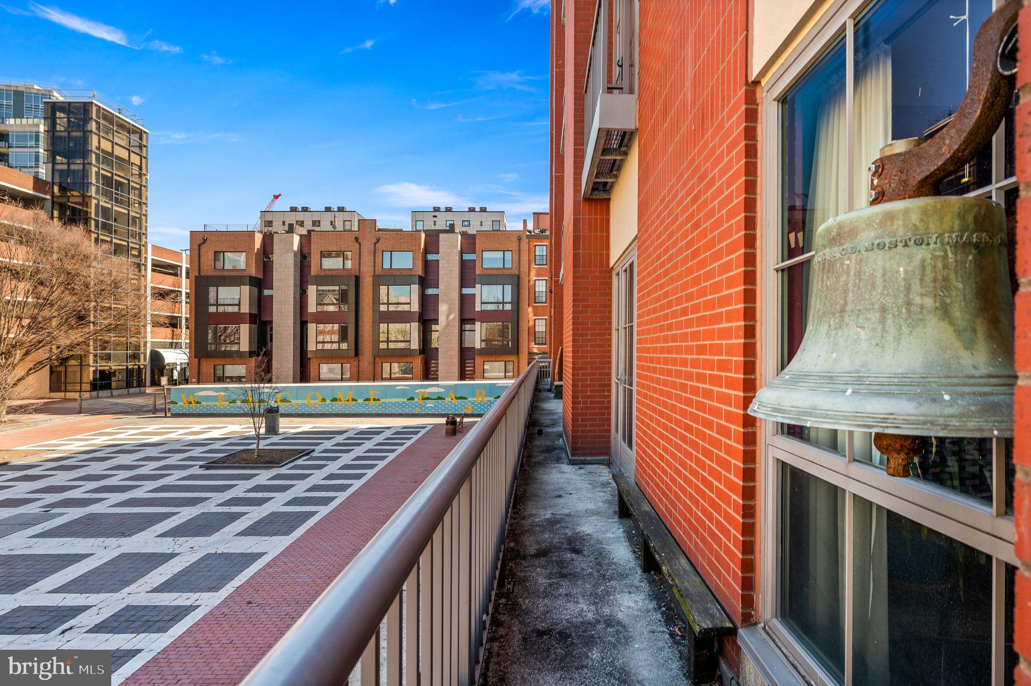 SOCIETY HILL - Residential