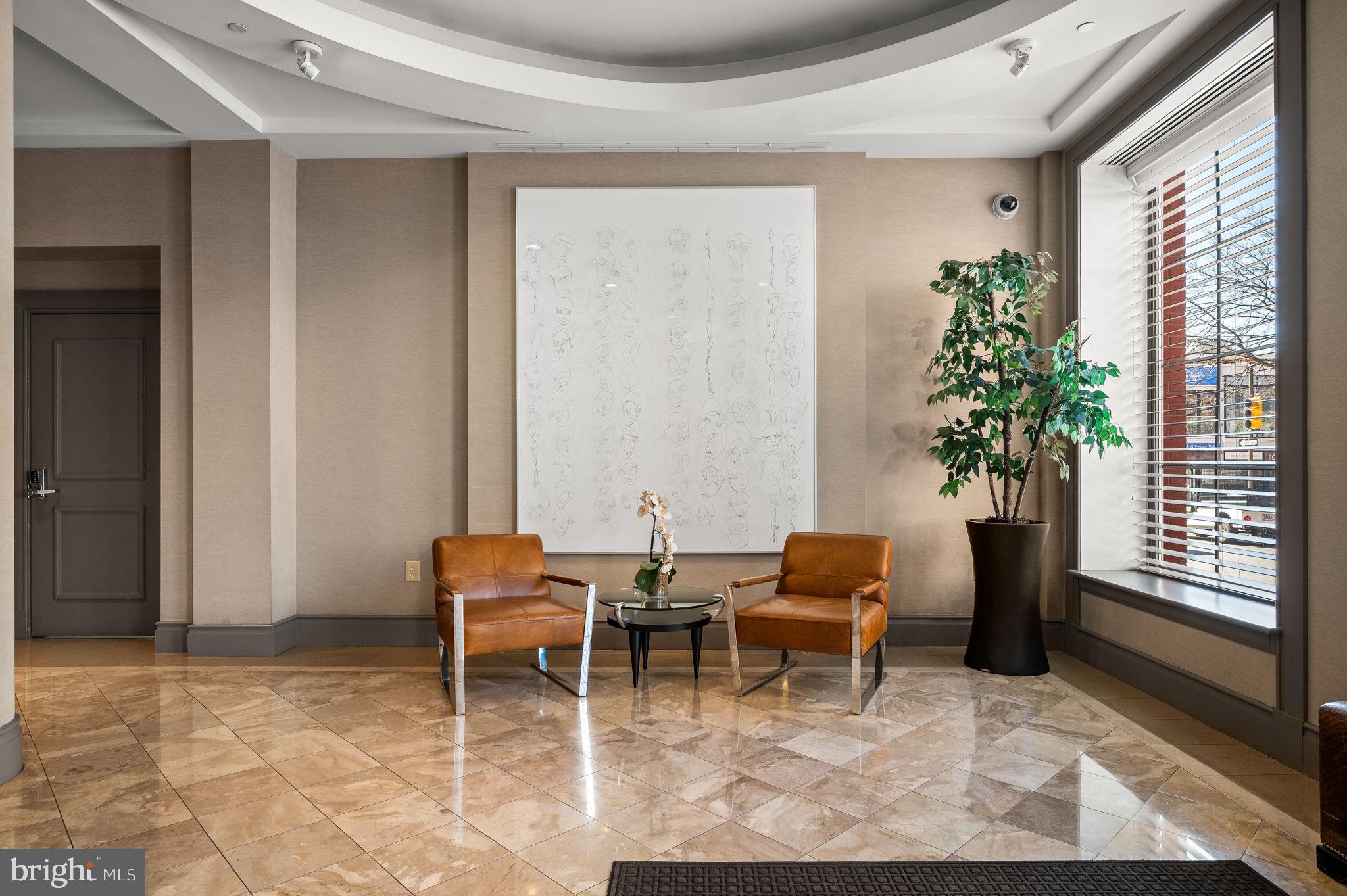 SOCIETY HILL - Residential