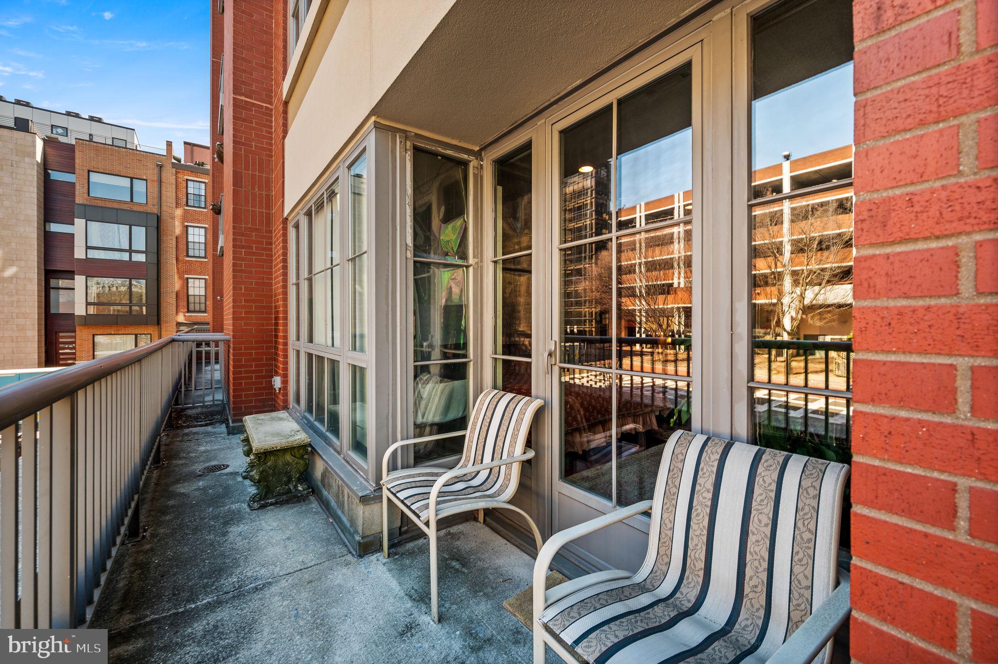 SOCIETY HILL - Residential