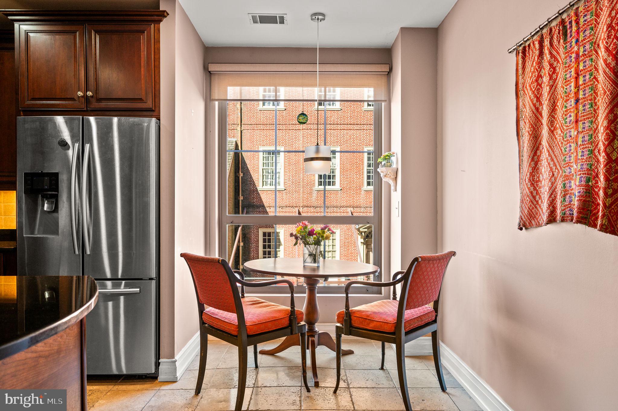 SOCIETY HILL - Residential