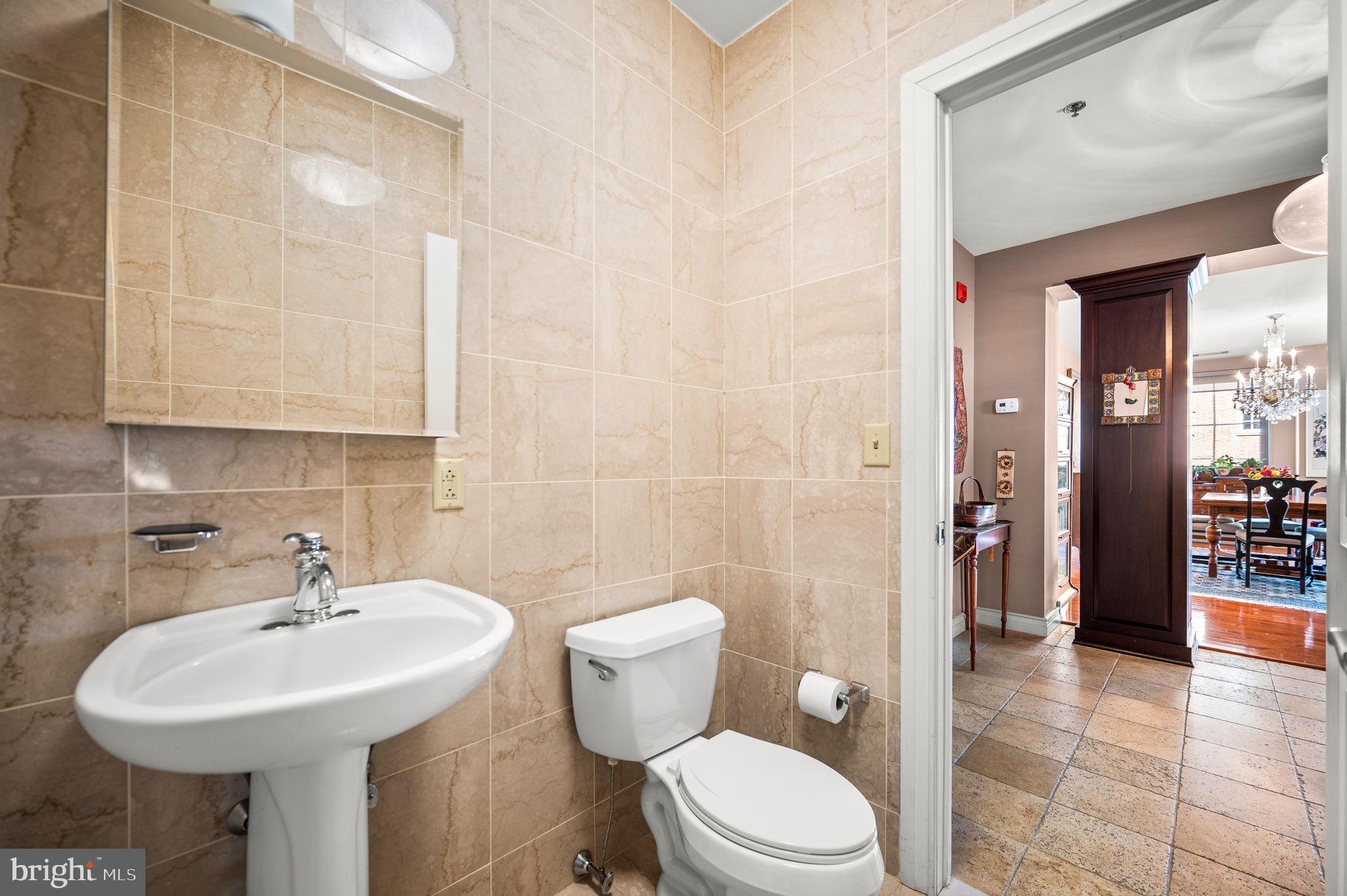 SOCIETY HILL - Residential