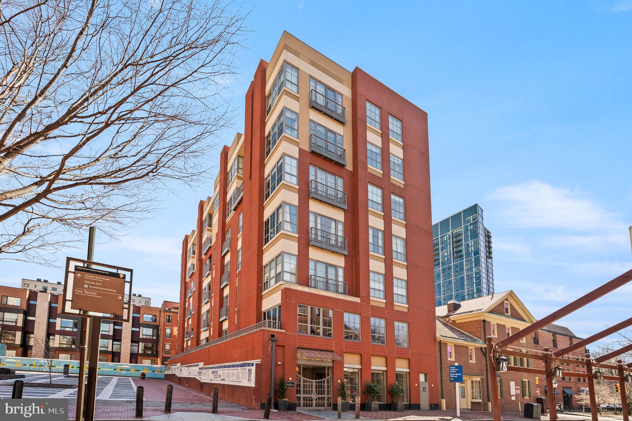 SOCIETY HILL - Residential