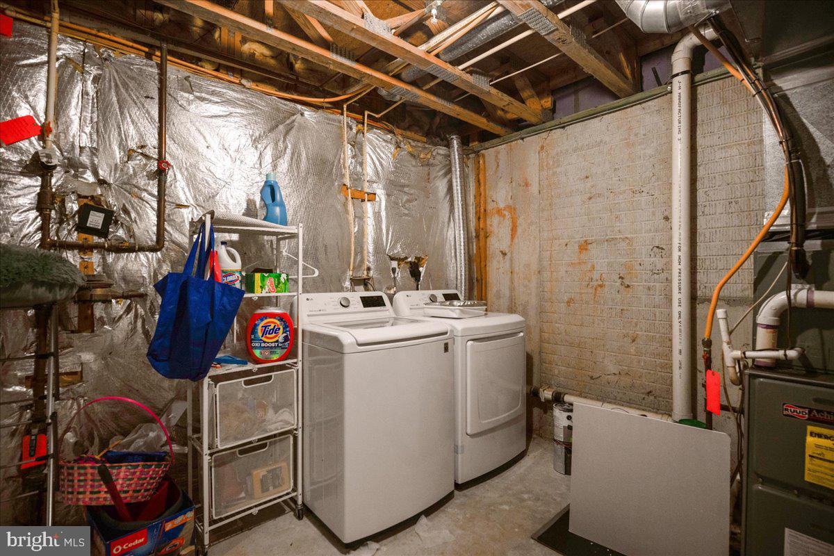 AUTUMN RUN - Residential