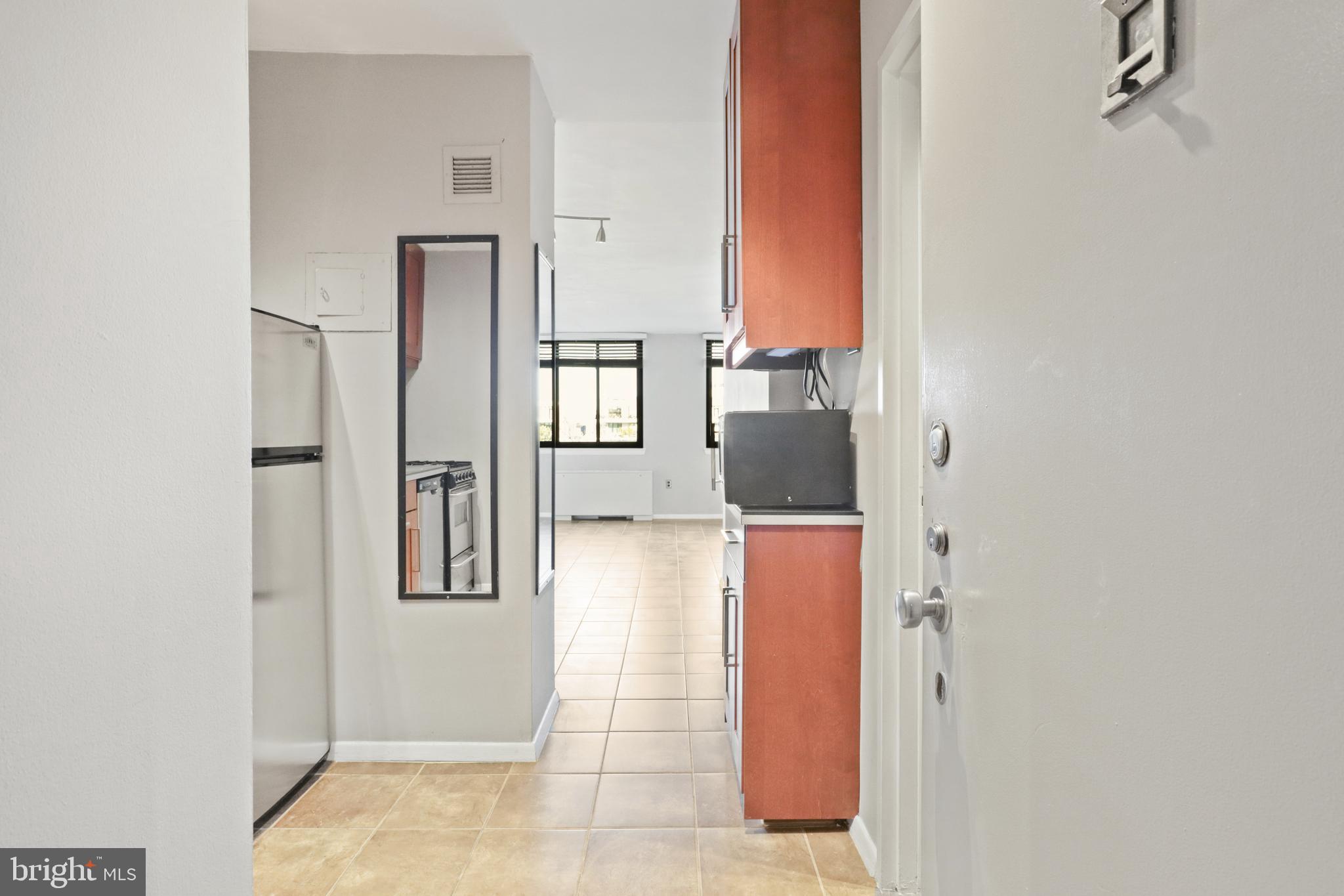 OLD TOWN NORTH - Residential Lease