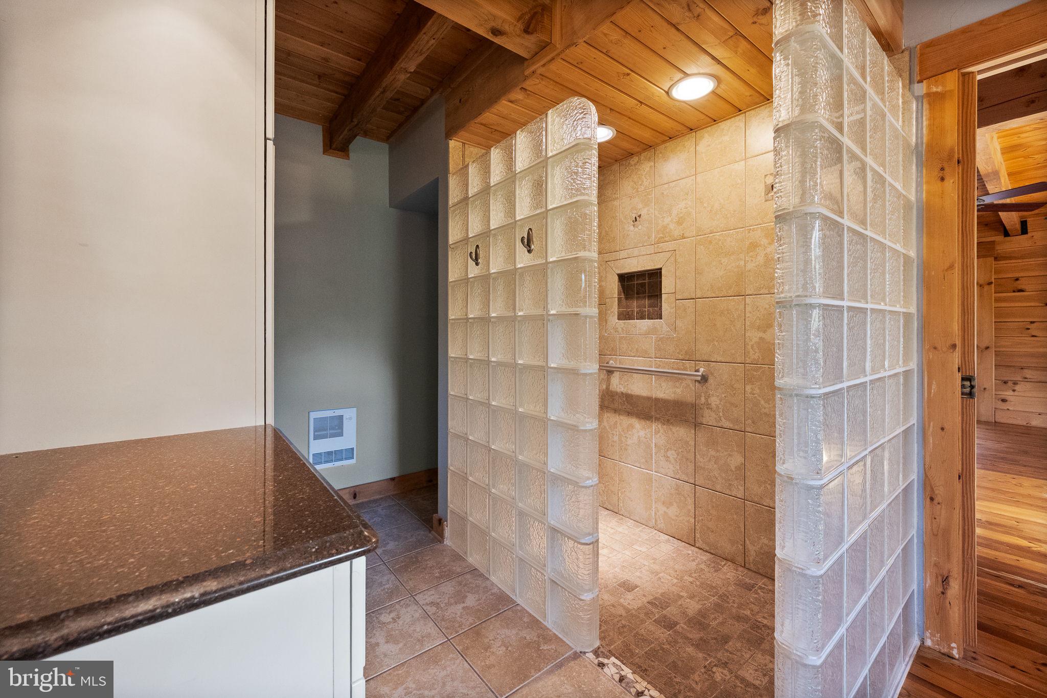 FOREST HAVEN - Residential