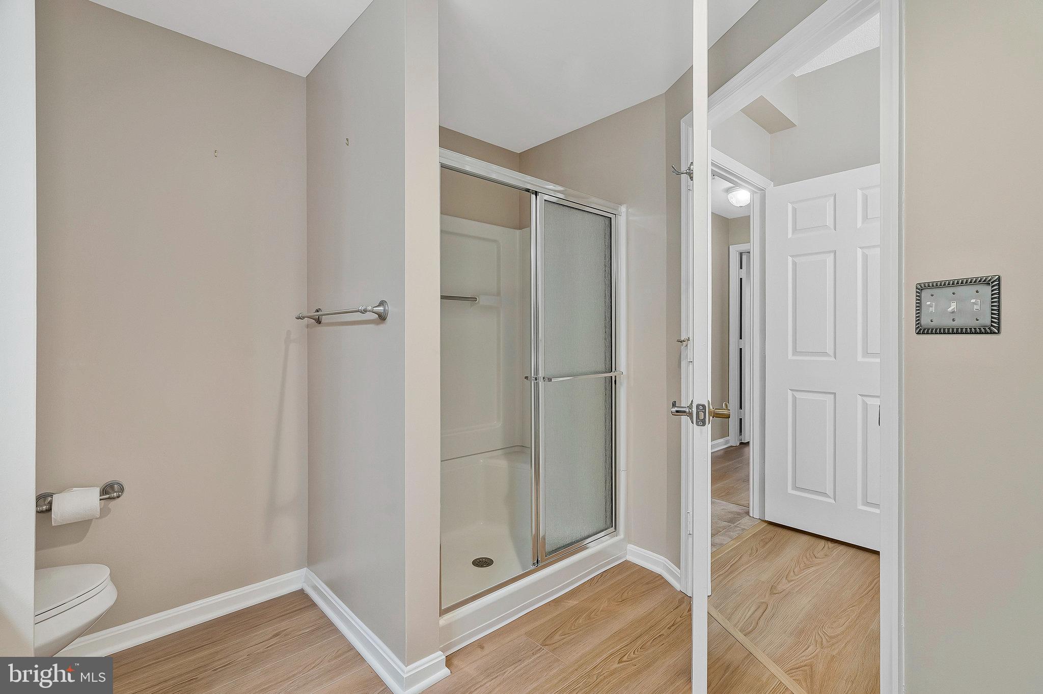 LANSDOWNE WOODS LEISURE WORLD - Residential