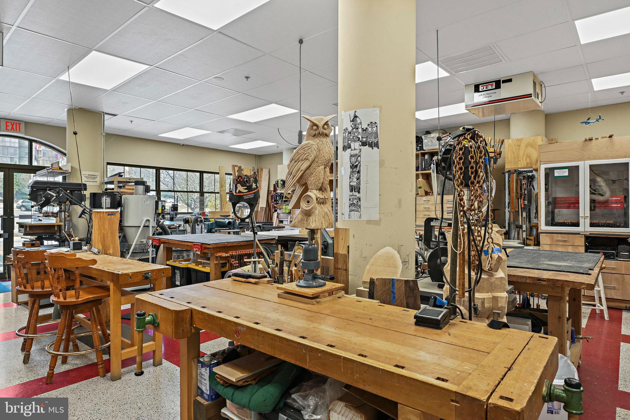 LANSDOWNE WOODS LEISURE WORLD - Residential