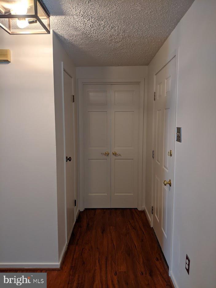 FAIRFAX ACRES - Residential Lease