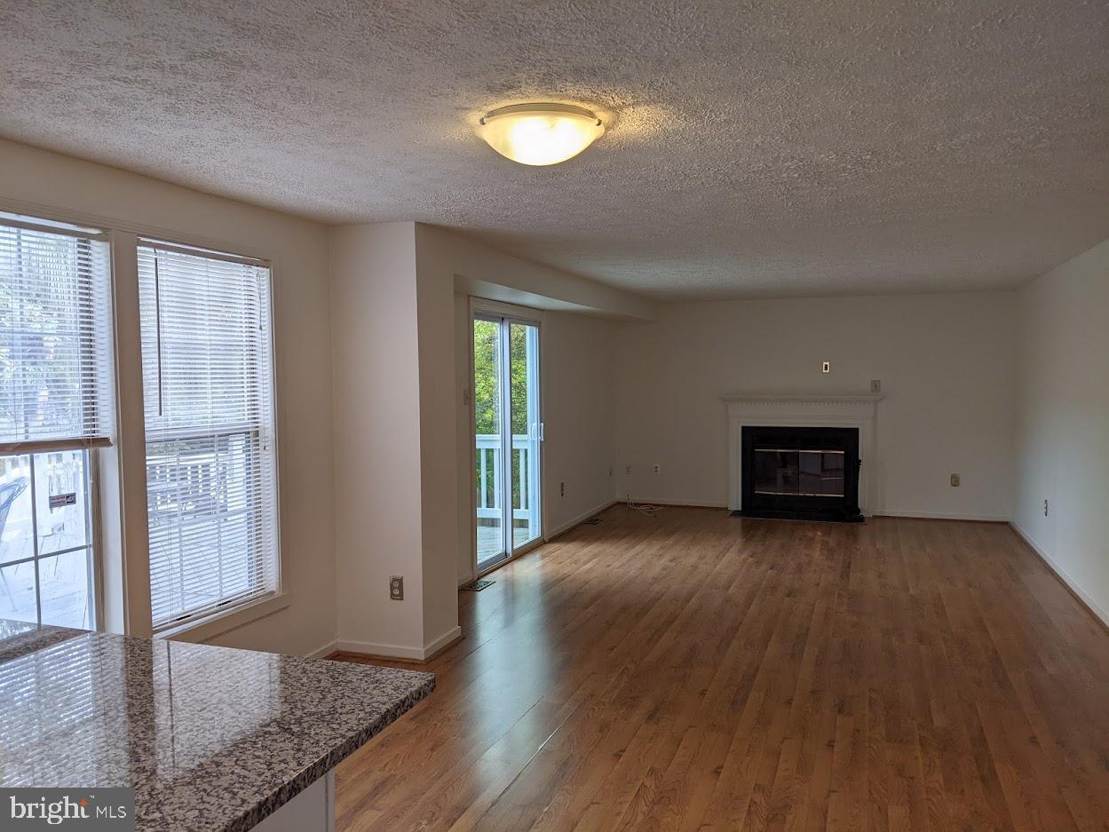 FAIRFAX ACRES - Residential Lease