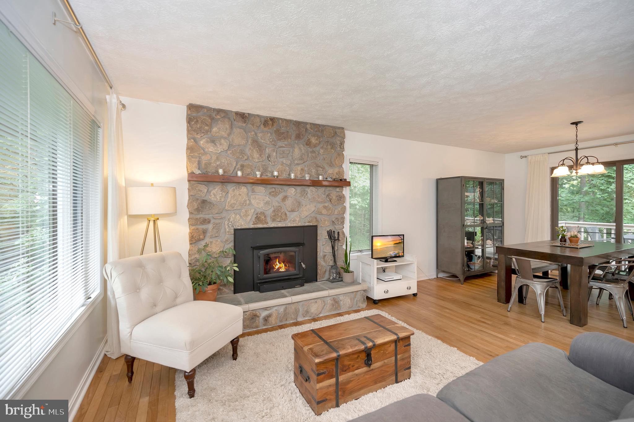 LAKE OF THE WOODS - Residential