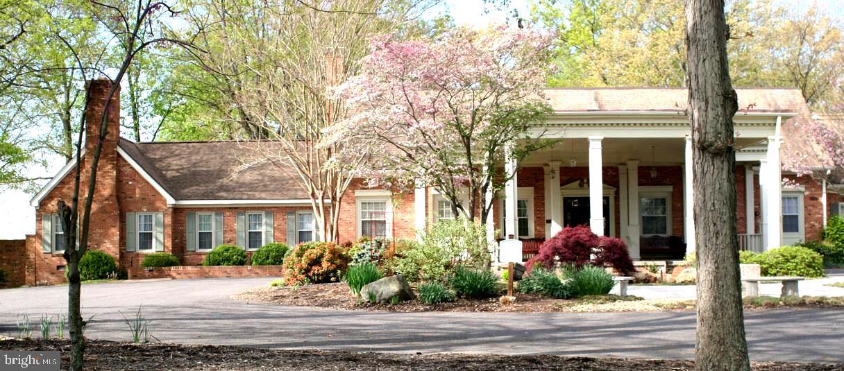 LAKE OF THE WOODS - Residential