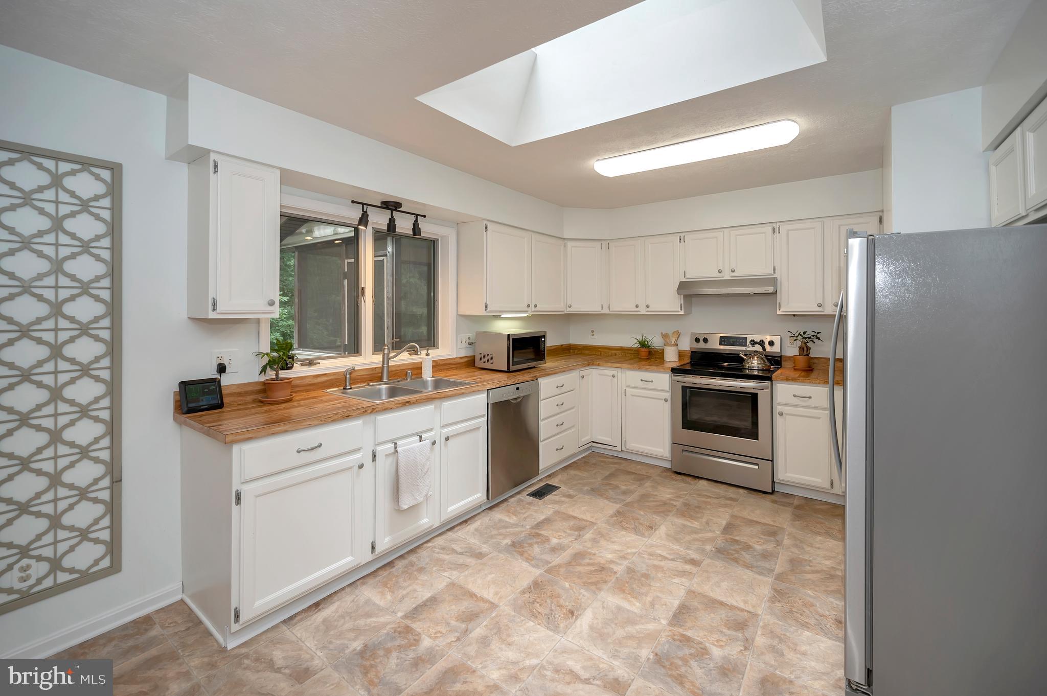 LAKE OF THE WOODS - Residential