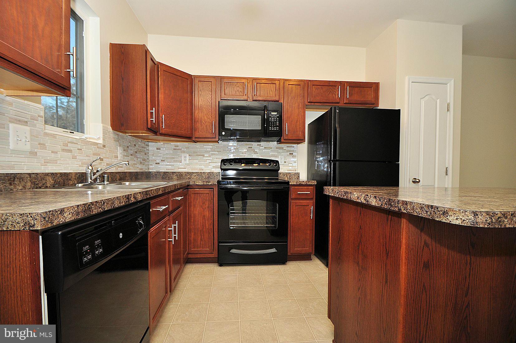 TANYARD SPRINGS - Residential Lease