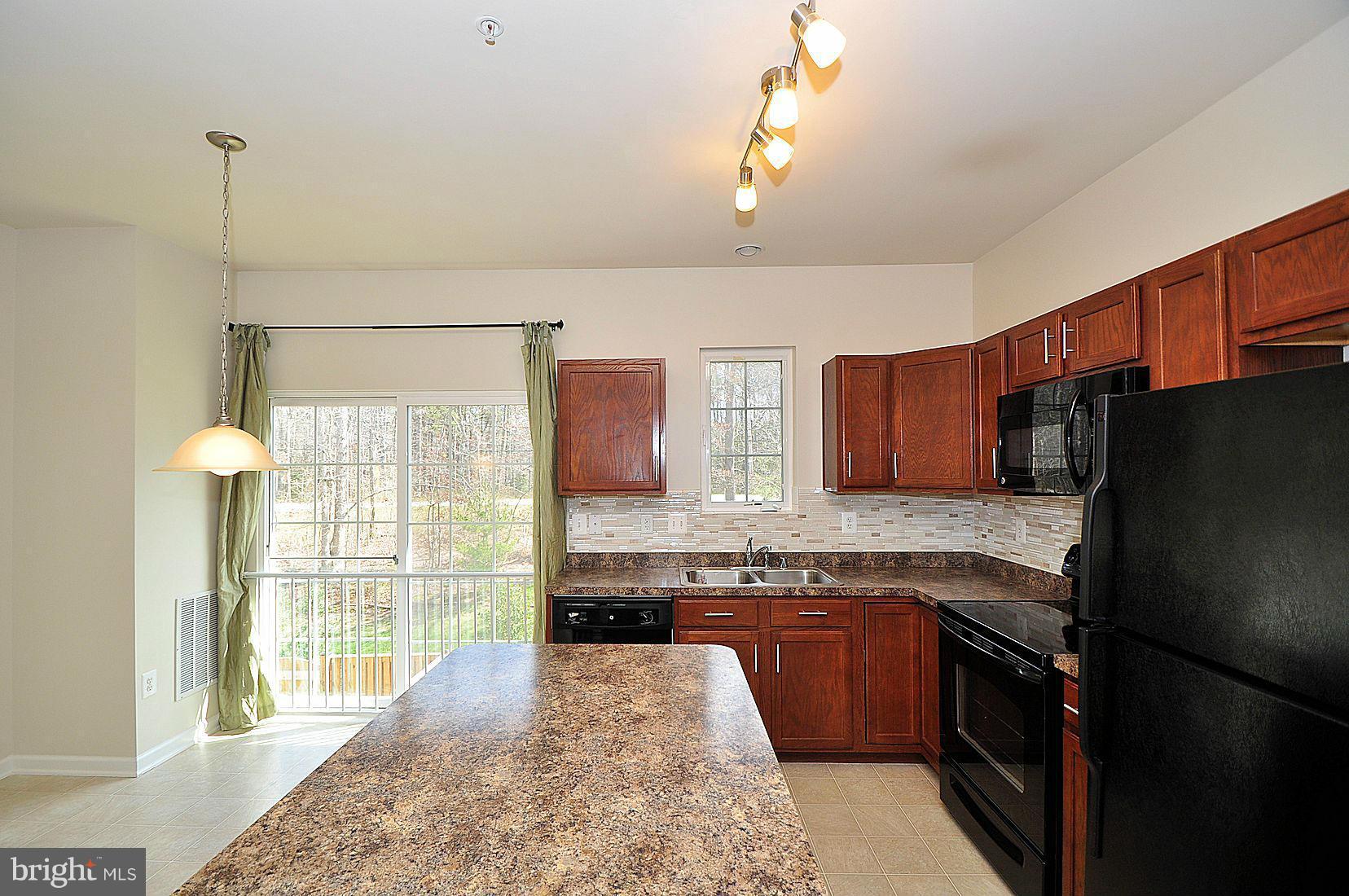 TANYARD SPRINGS - Residential Lease