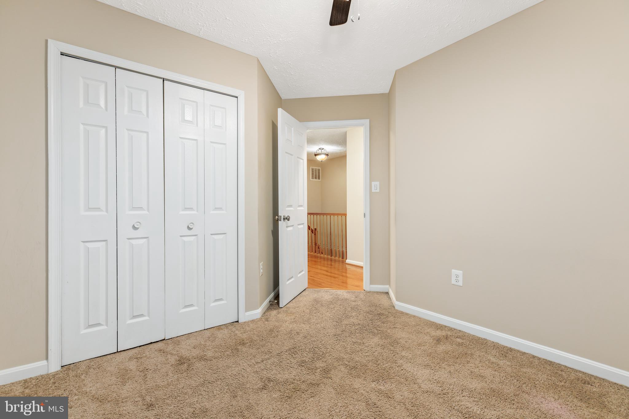 HILL OAKS CONDO PHASE 1- - Residential