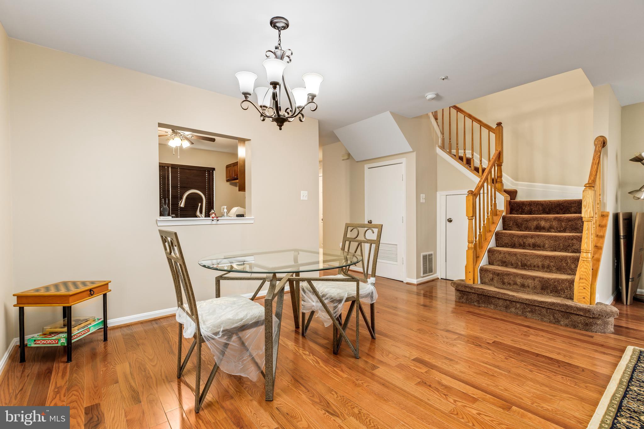 HILL OAKS CONDO PHASE 1- - Residential