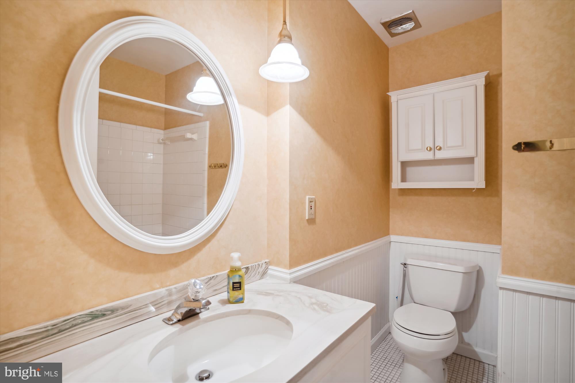 RESTON - Residential