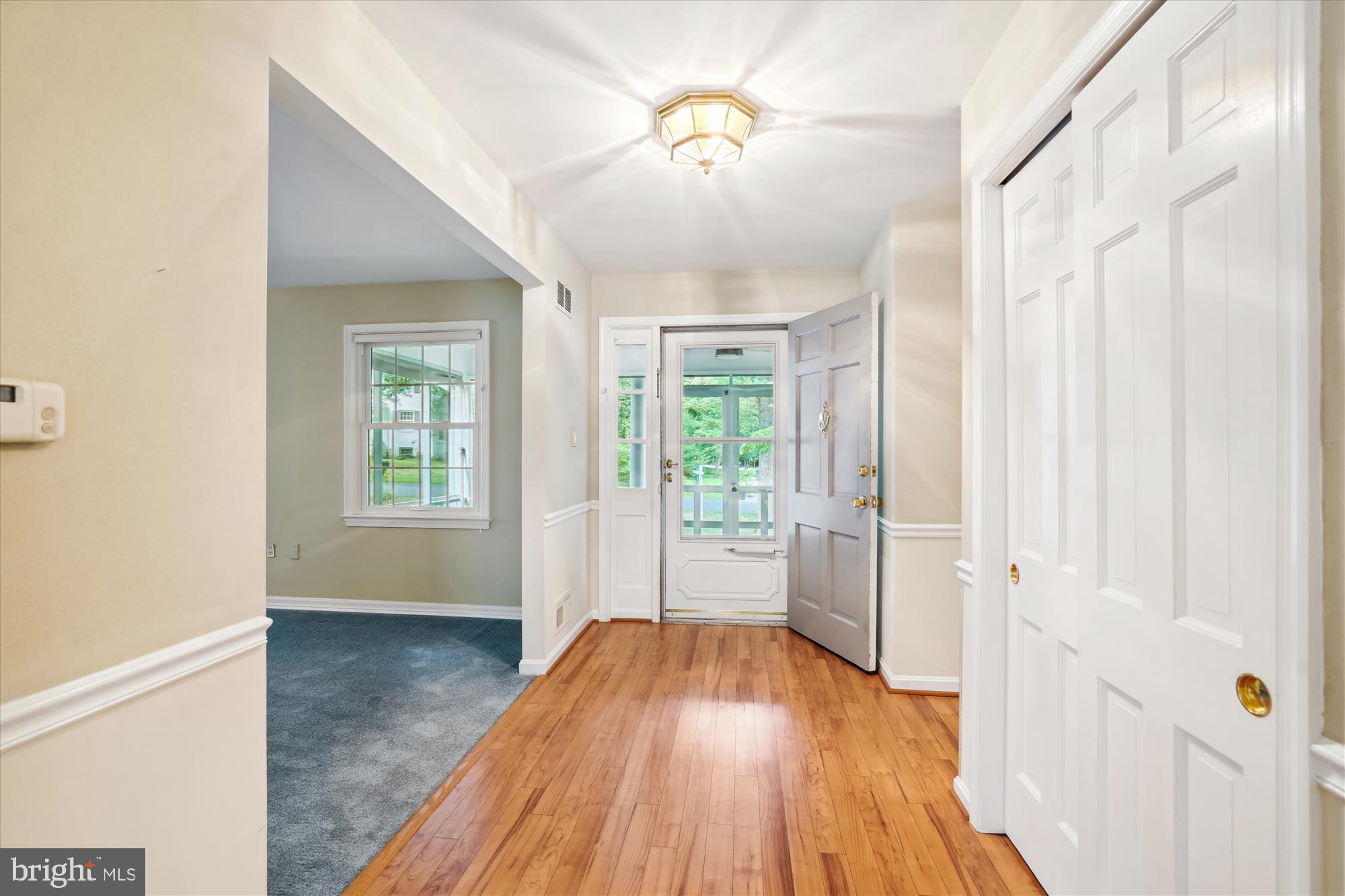 RESTON - Residential