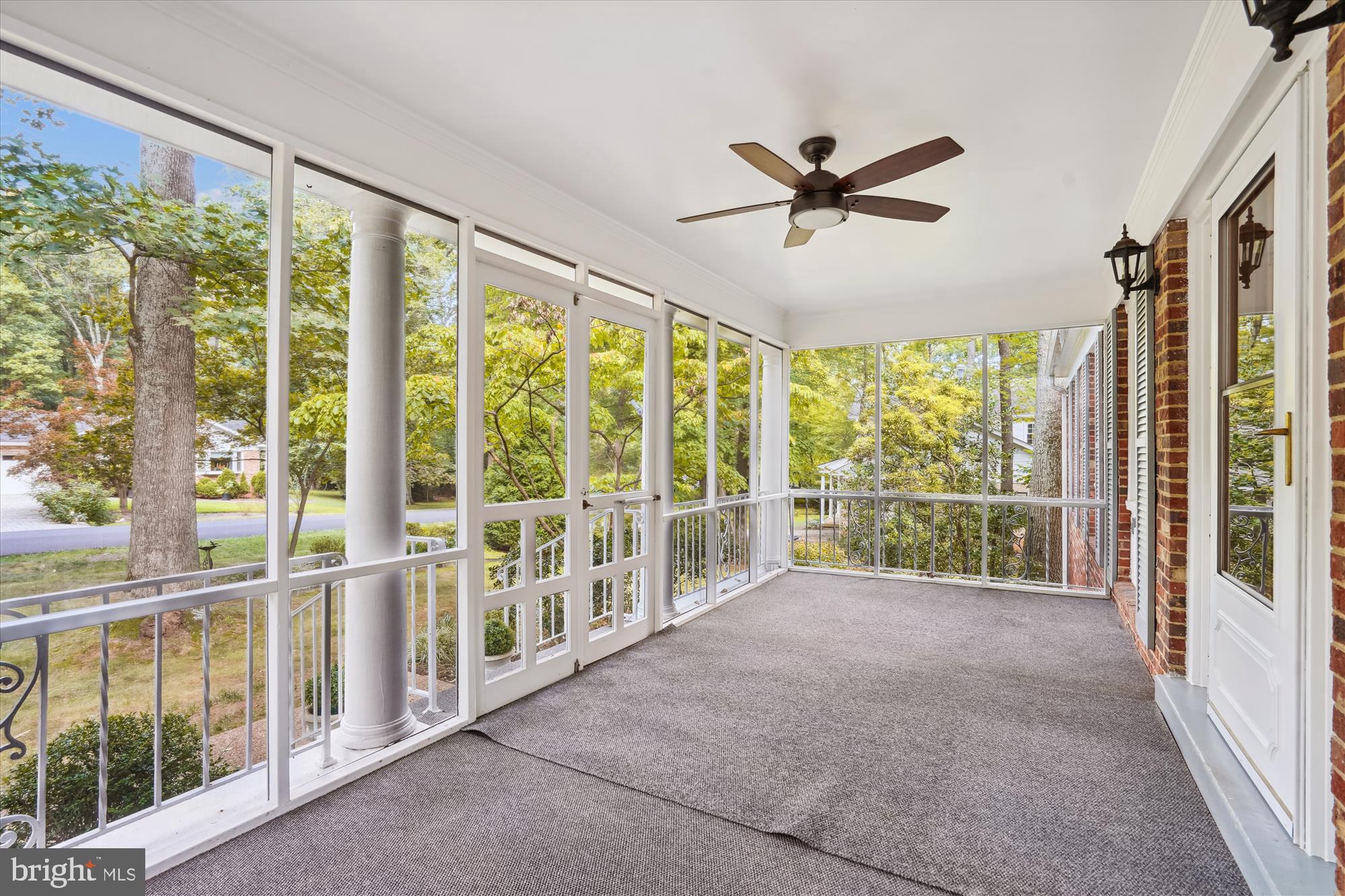 RESTON - Residential