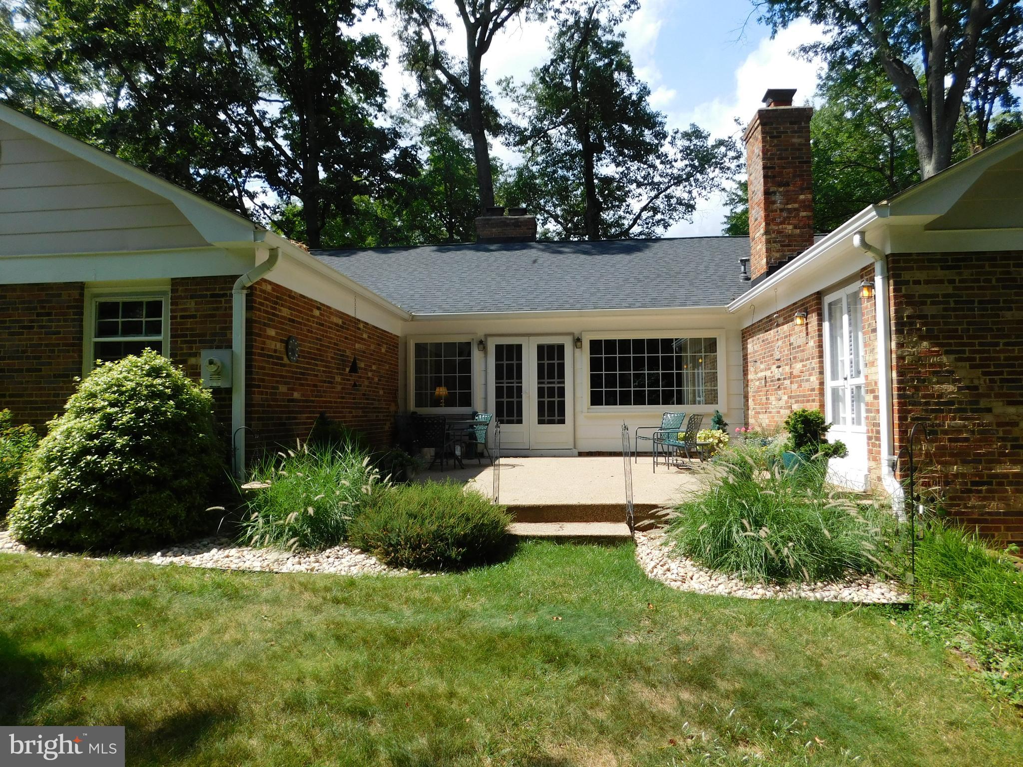 RESTON - Residential