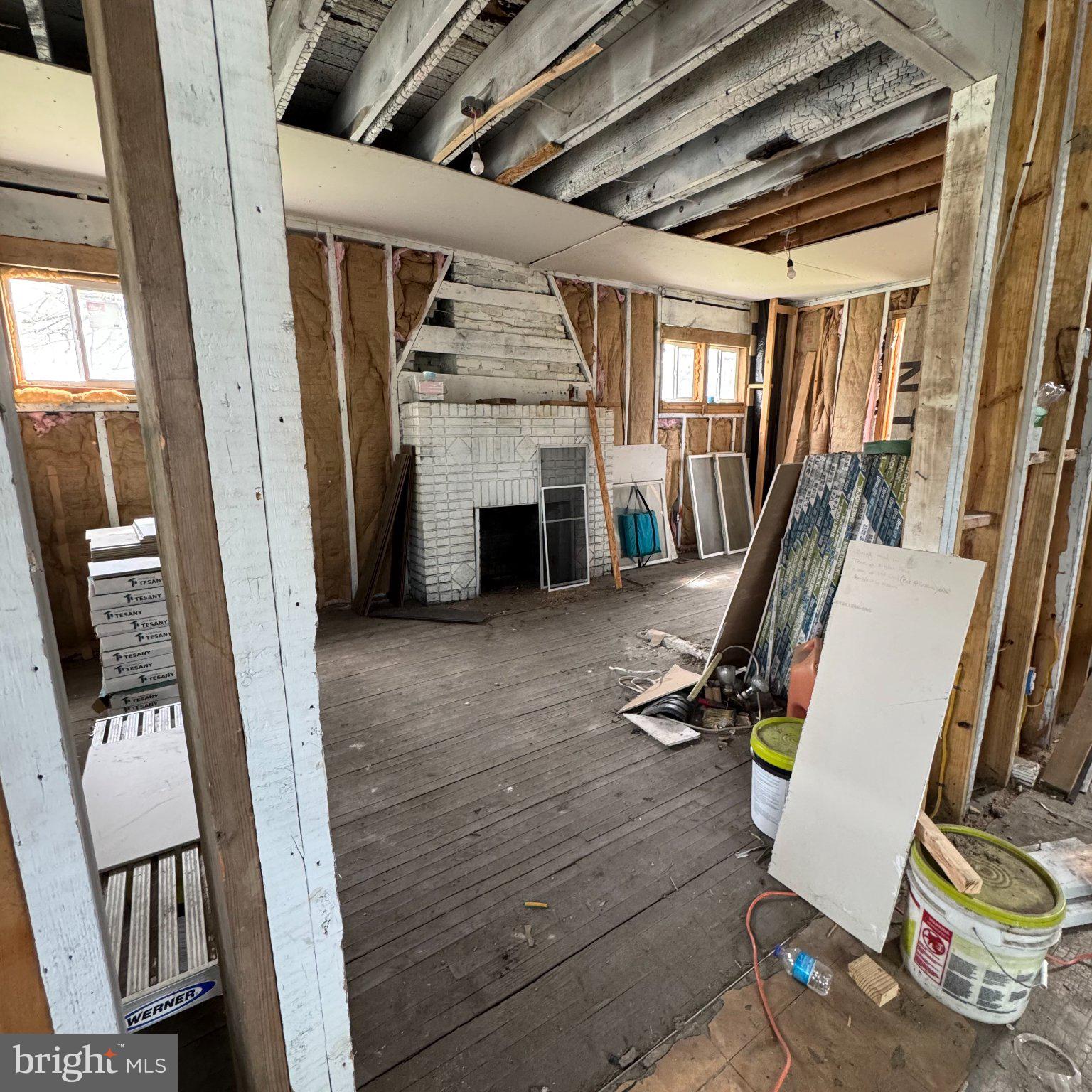 115 N 9TH STREET