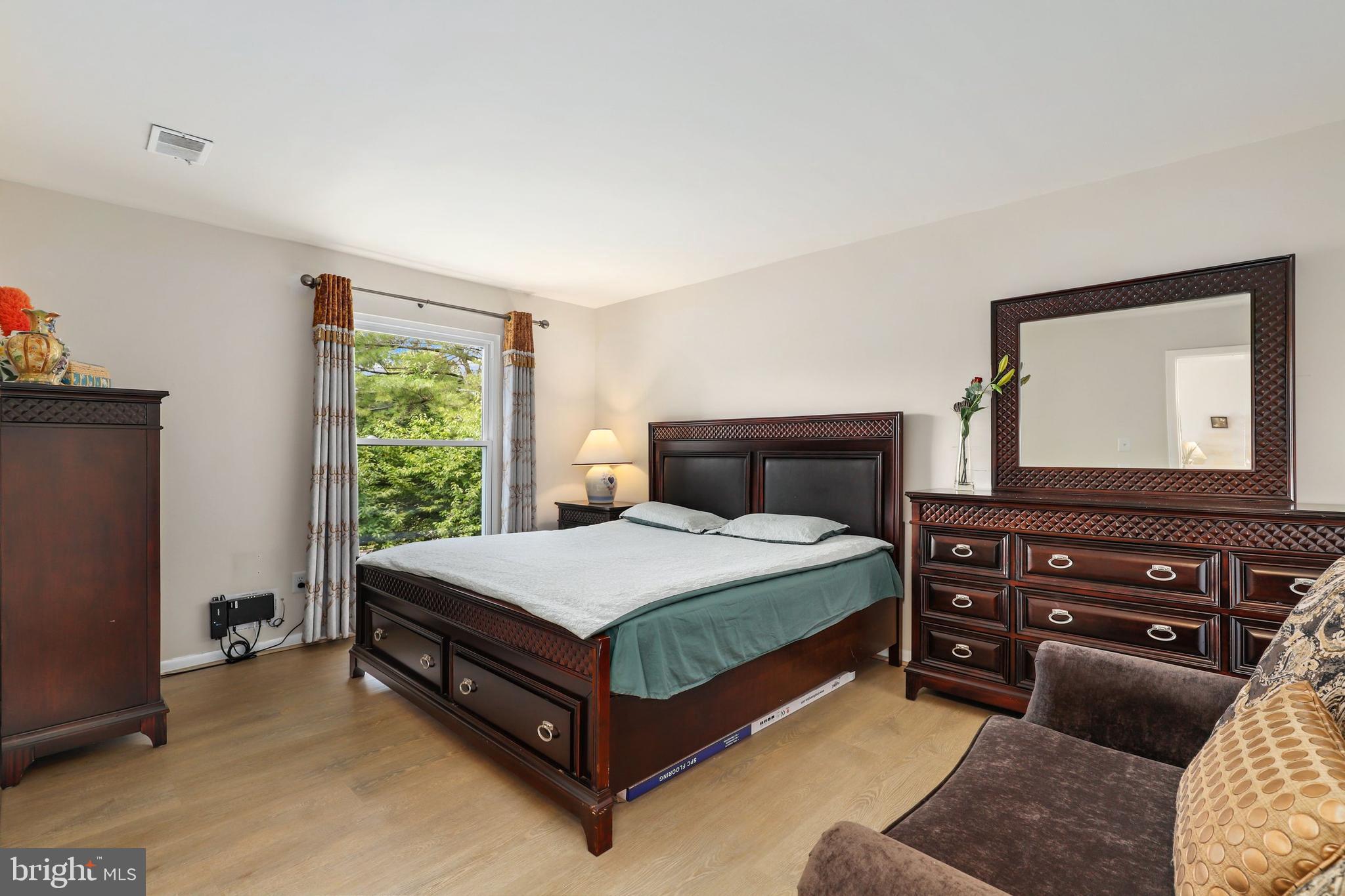 GREENFIELDS - Residential