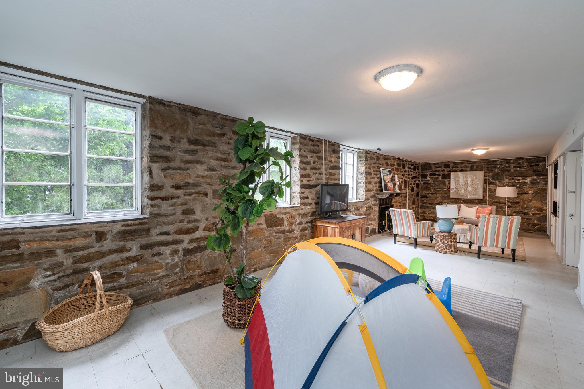 ORCHARD RIDGE - Residential