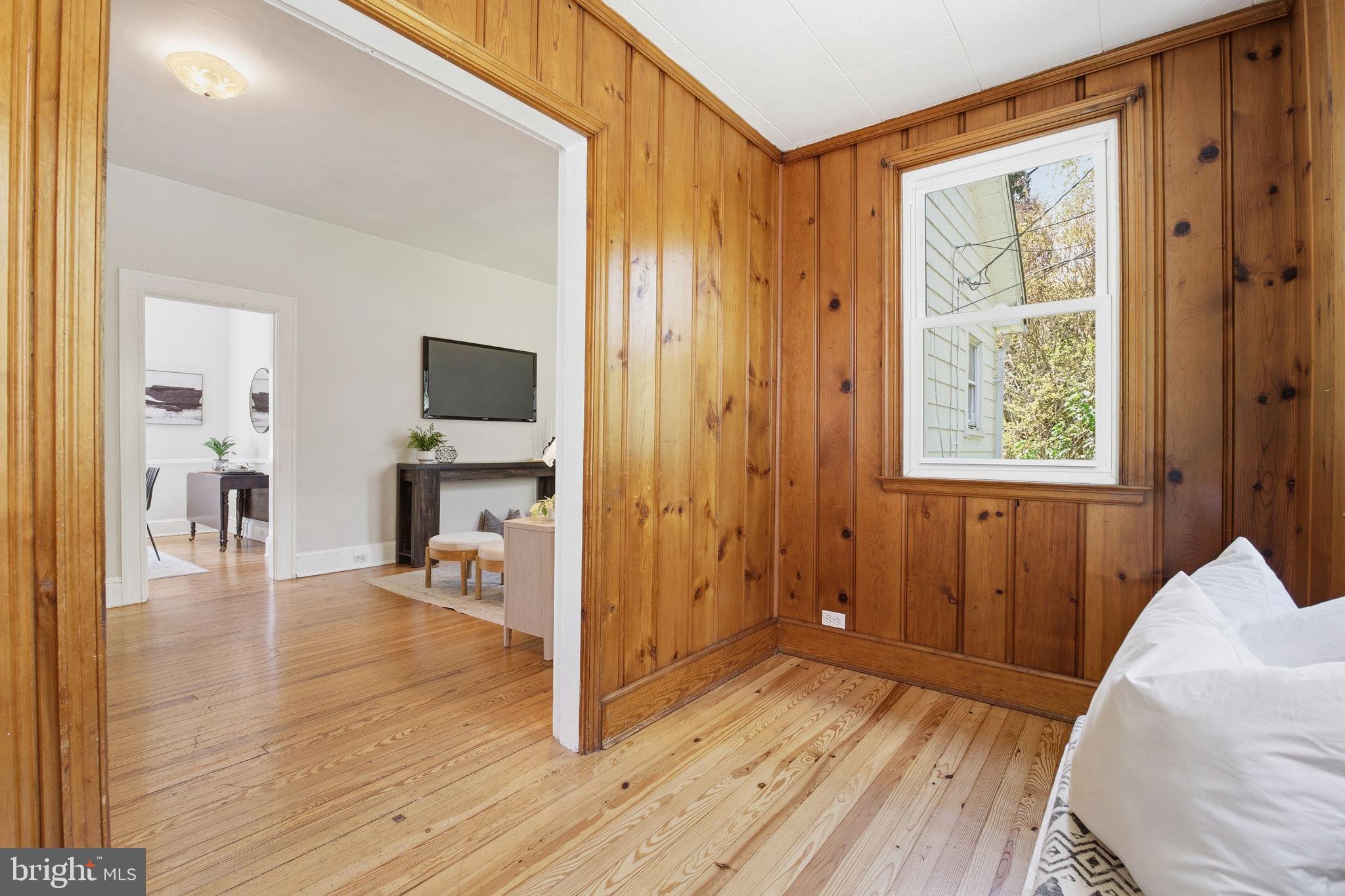 LAKE WALKER - Residential