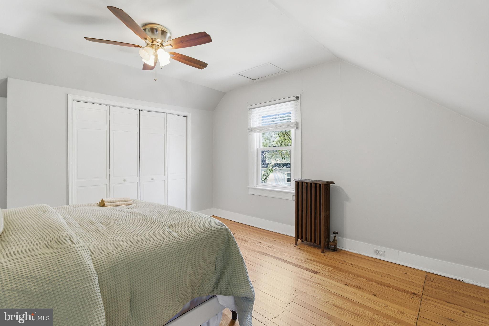 LAKE WALKER - Residential