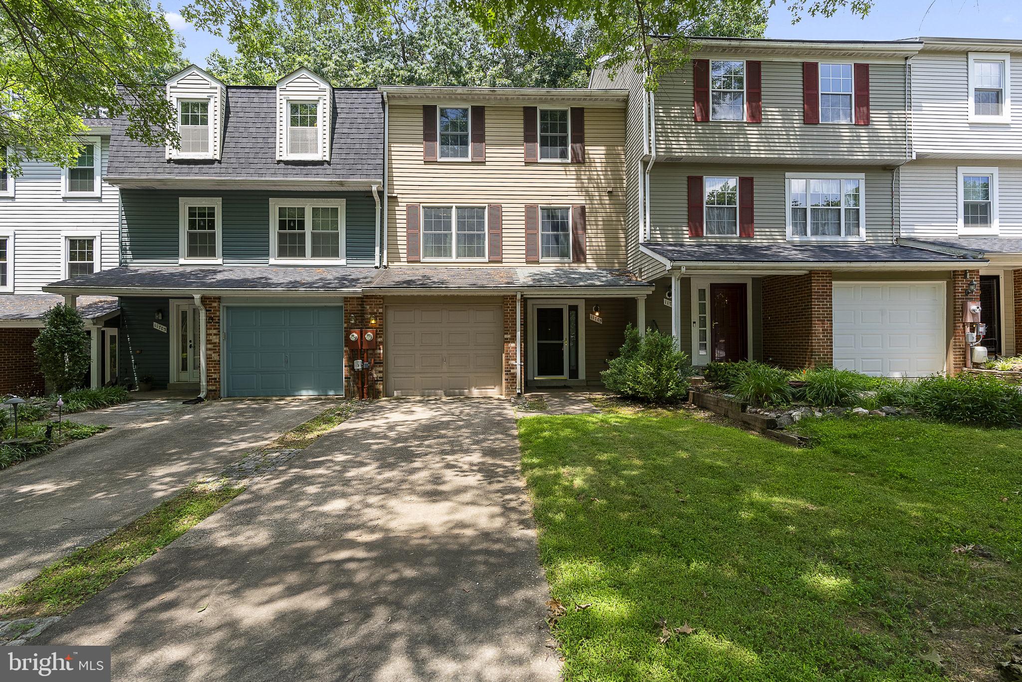 11705 LONE TREE COURT