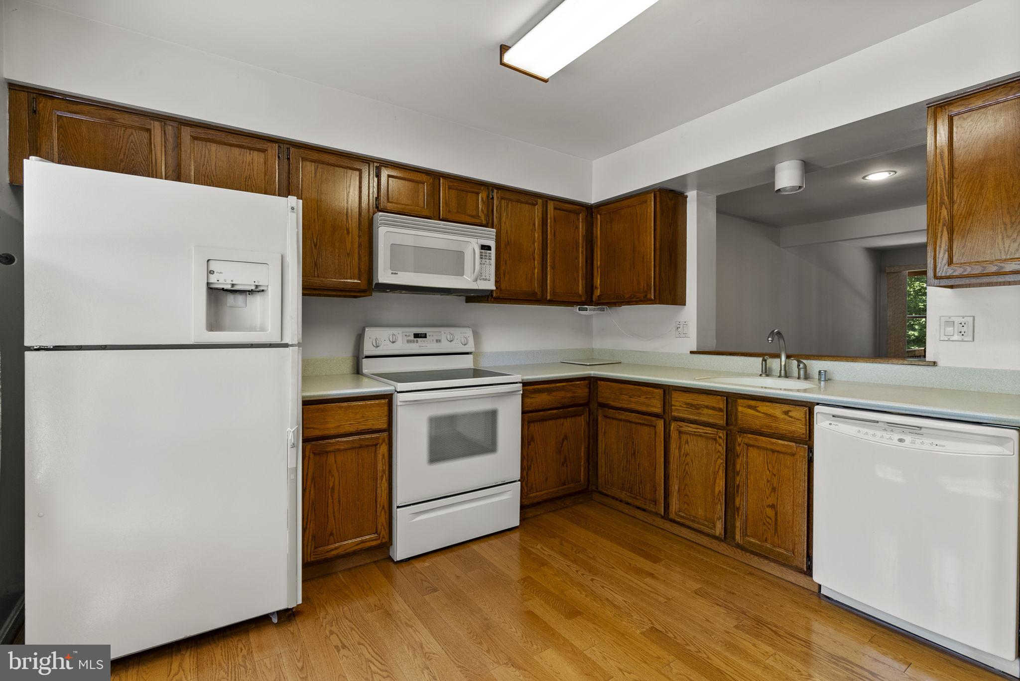 VILLAGE OF HICKORY RIDGE - Residential