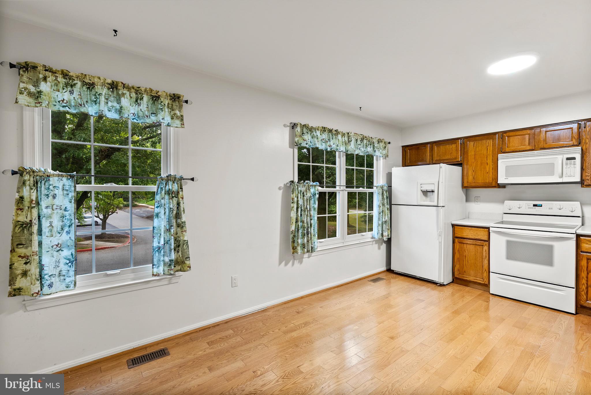 VILLAGE OF HICKORY RIDGE - Residential