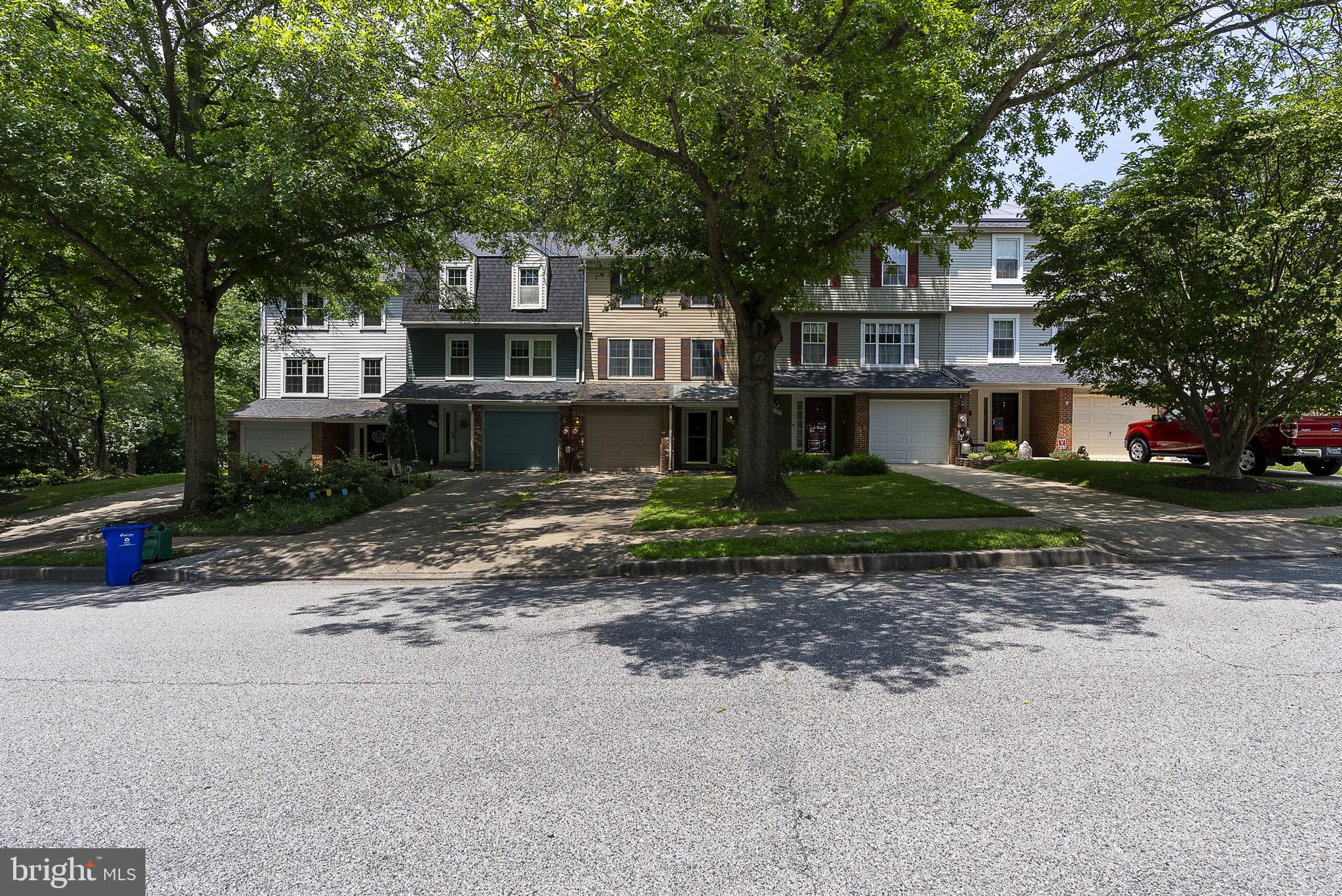 VILLAGE OF HICKORY RIDGE - Residential