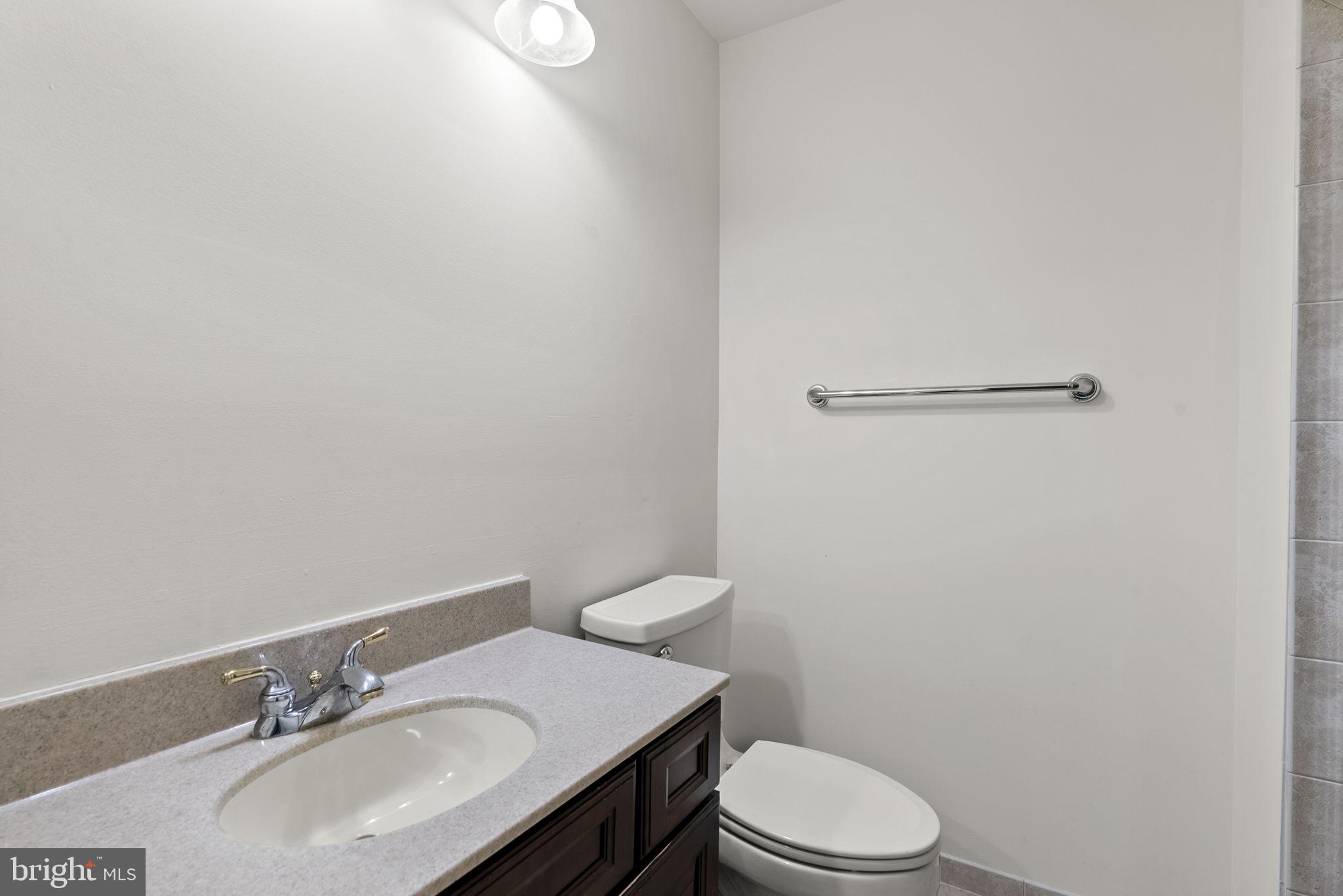 VILLAGE OF HICKORY RIDGE - Residential