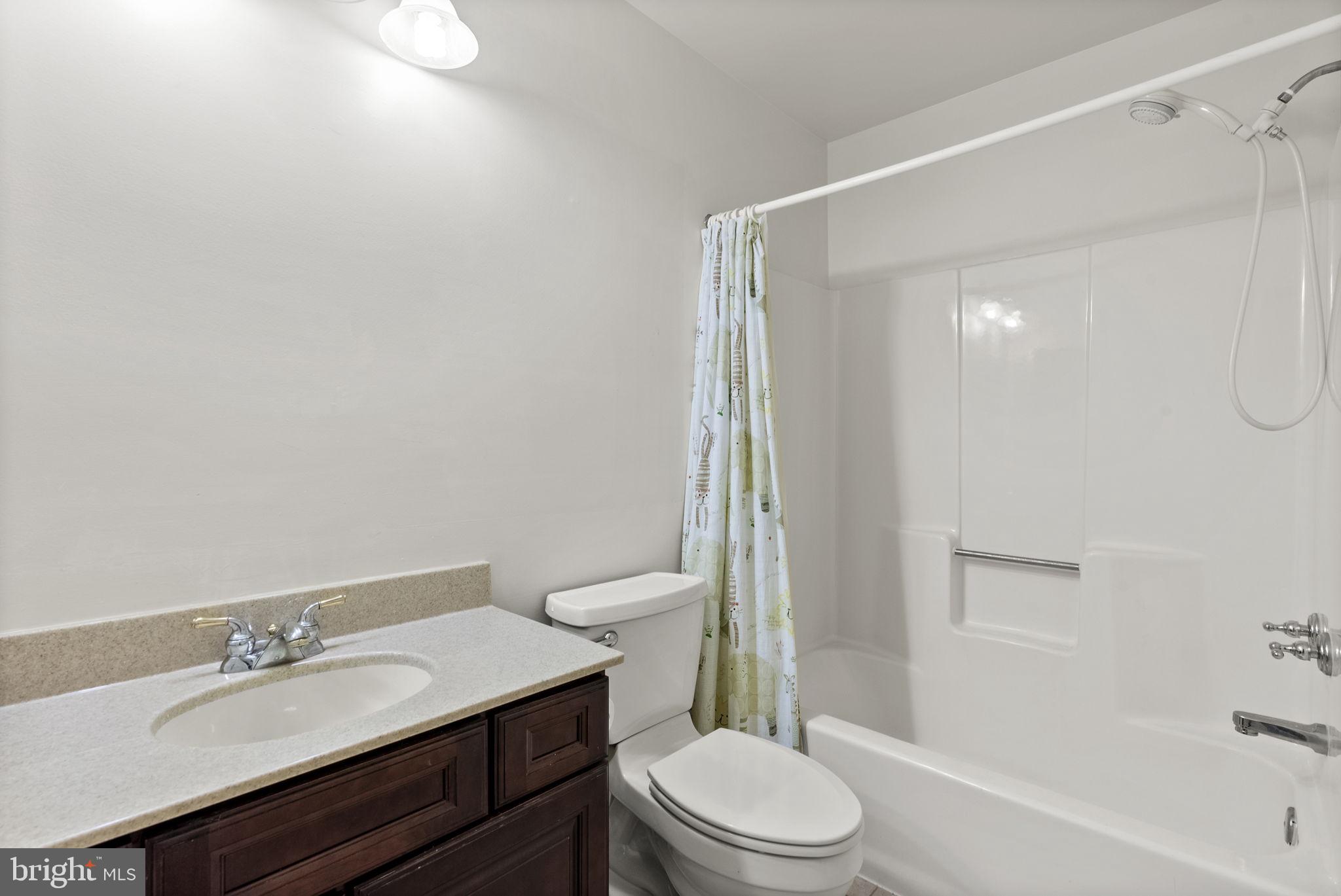 VILLAGE OF HICKORY RIDGE - Residential